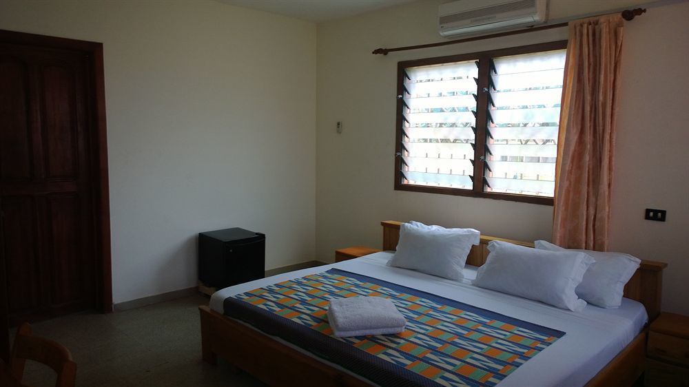 Afiki Resort Elmina Екстериор снимка