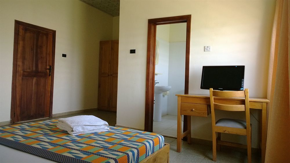 Afiki Resort Elmina Екстериор снимка