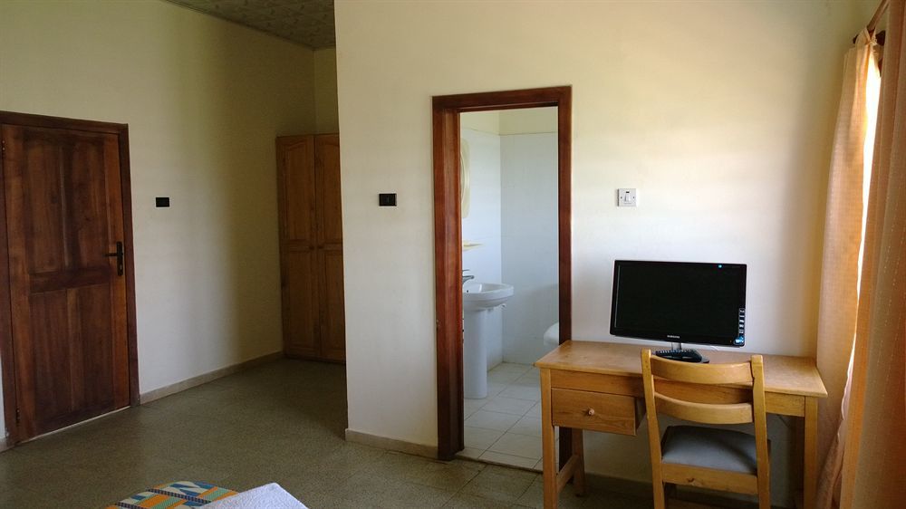 Afiki Resort Elmina Екстериор снимка