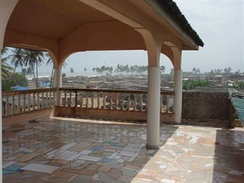 Afiki Resort Elmina Екстериор снимка